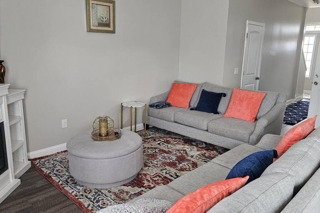 فيلا Charming & Spacious 3Br House كونكورد المظهر الخارجي الصورة